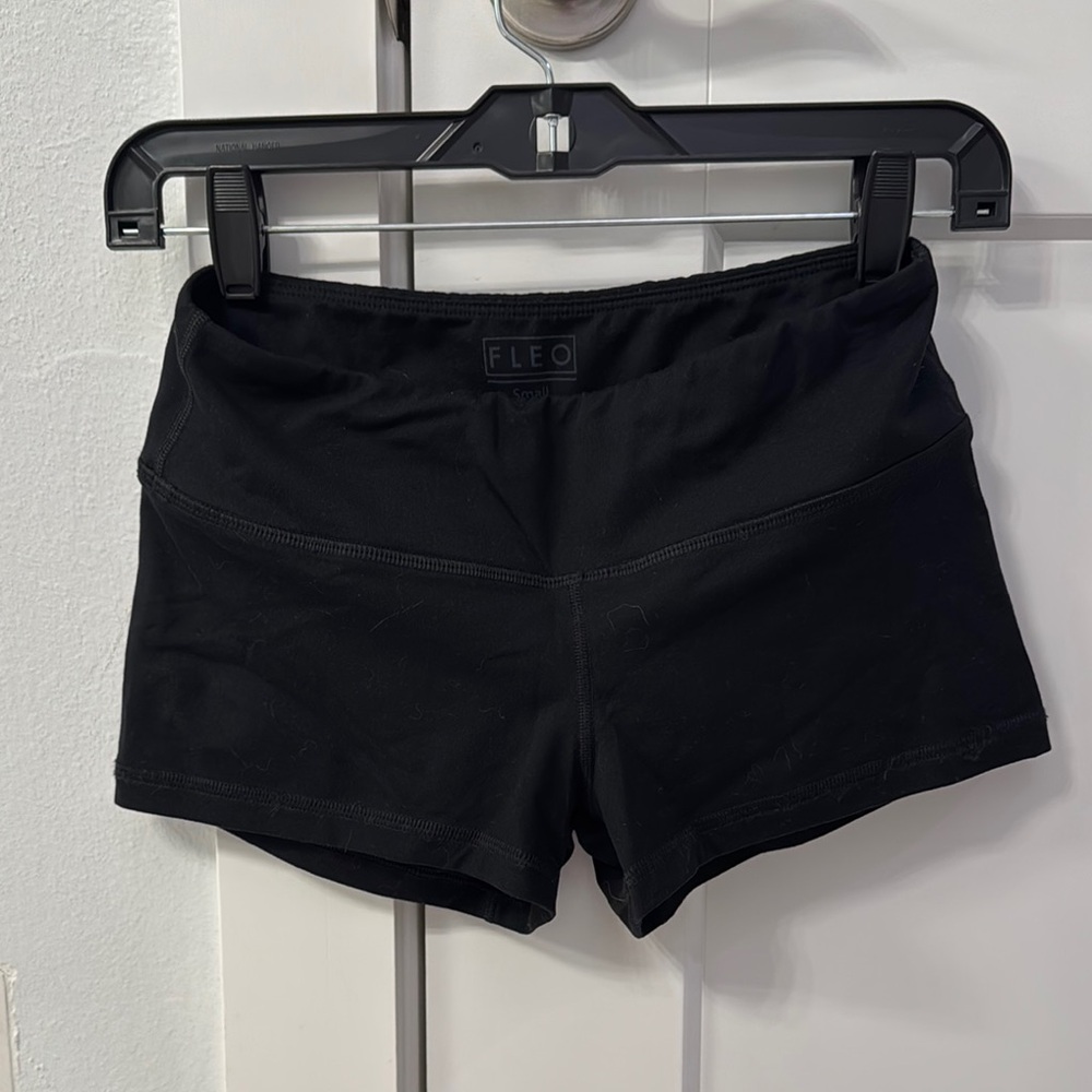 FLEO Women's Classic Black Shorts